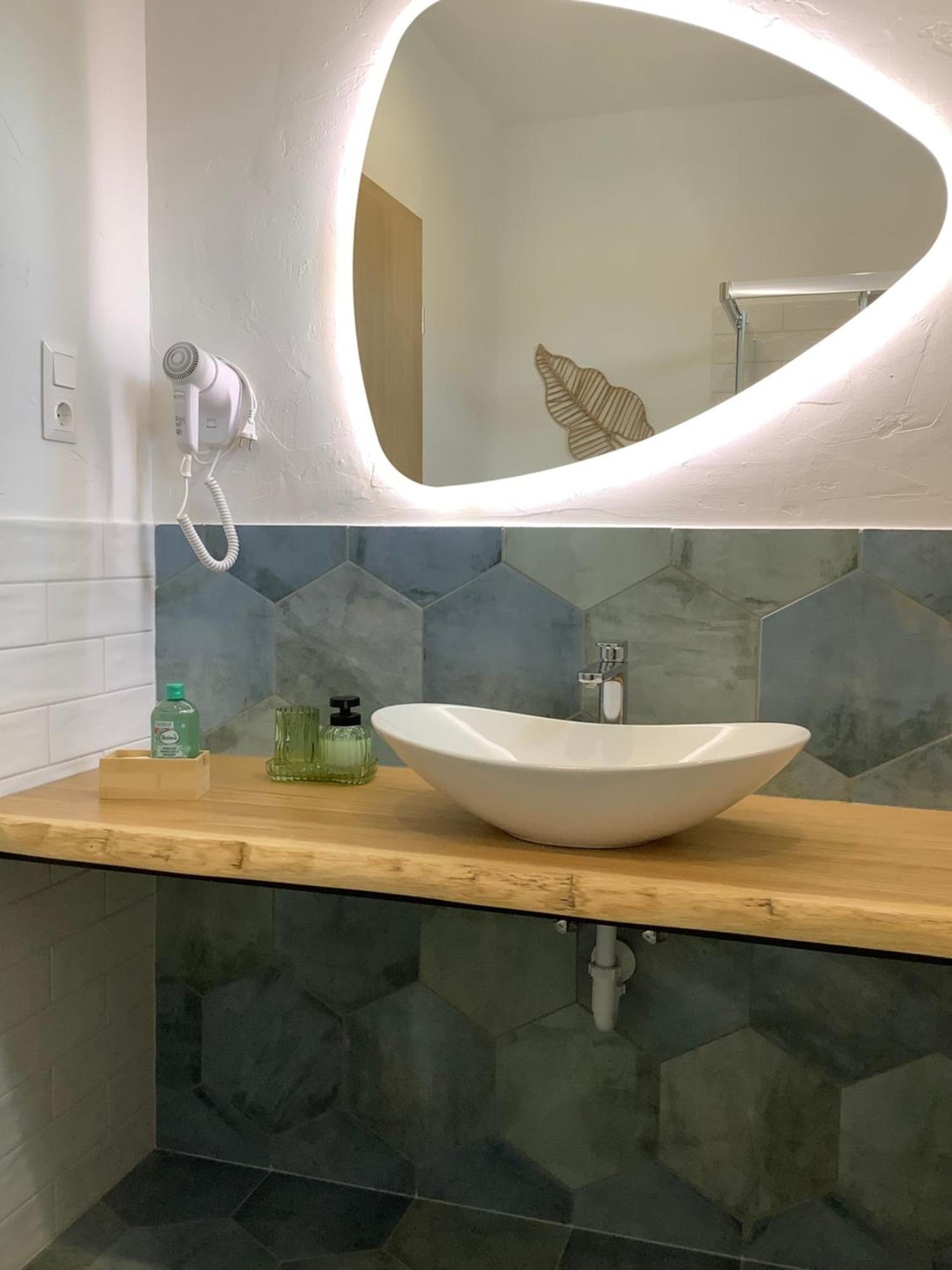 Tulipan Haz Gyal Apartamento Exterior foto